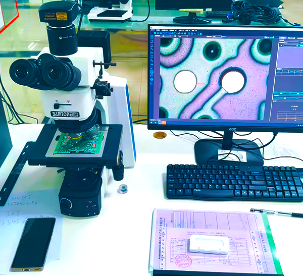 金相显微镜3.png